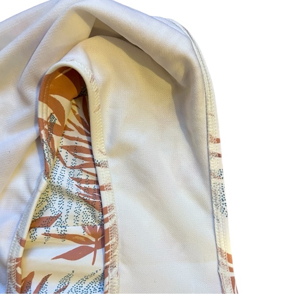 Roxy Mills One Piece Ruffle Strap White, Pink, Blue Leaf Print Swimsuit Size S - Picture 8 of 8